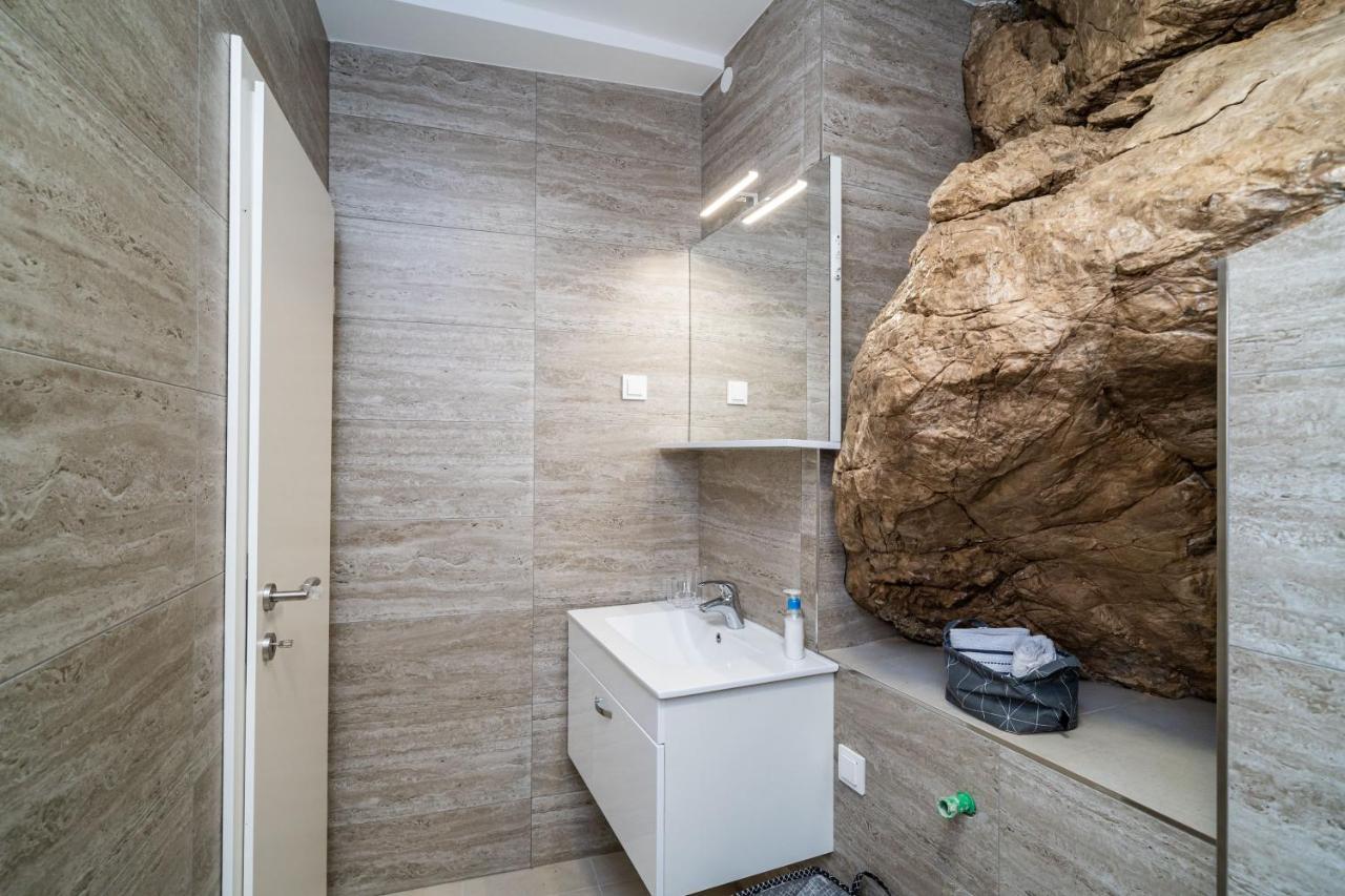 Hidden Gem Apartment Molunat Εξωτερικό φωτογραφία
