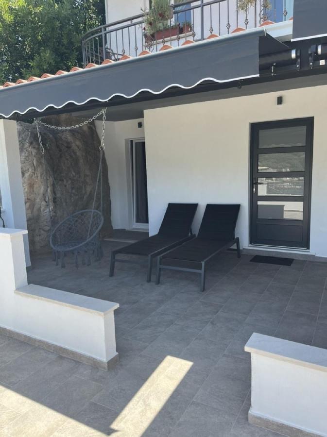 Hidden Gem Apartment Molunat Εξωτερικό φωτογραφία